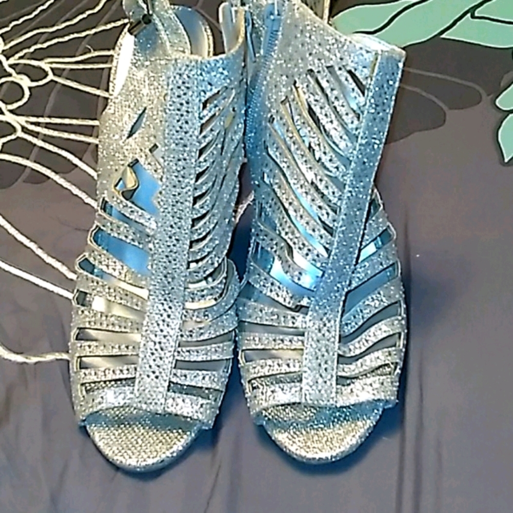 Name brand lady dress  👠 great condition